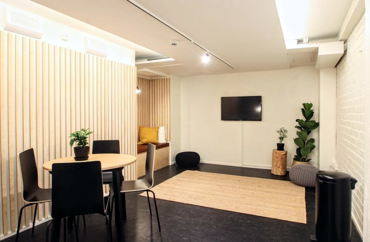 Хостелы Forenom Hostel Jyväskylä Йювяскюля-39